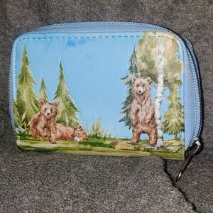 Baby bear cubs change  Wallet